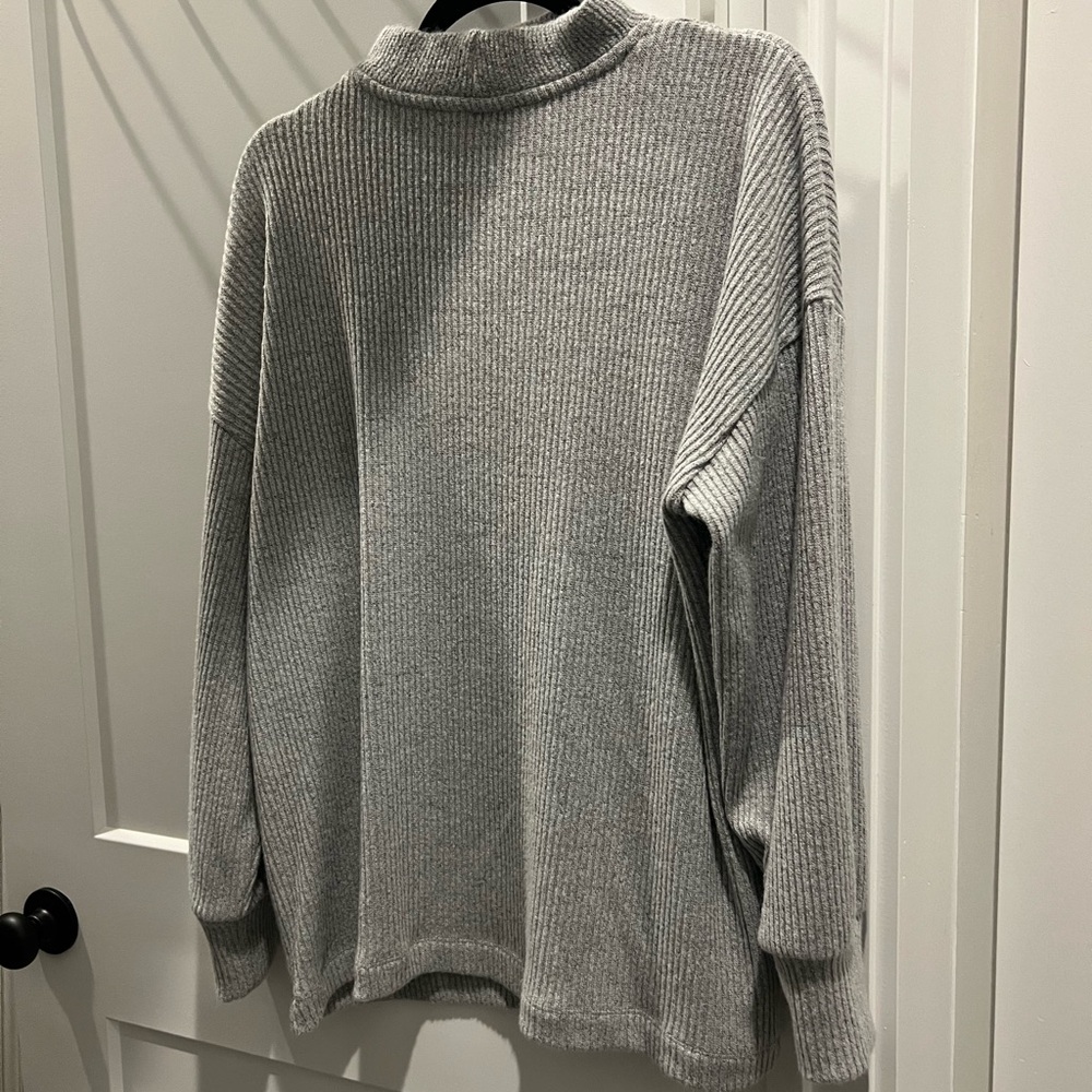 LOFT Gray Ribbed Turtleneck Sweater